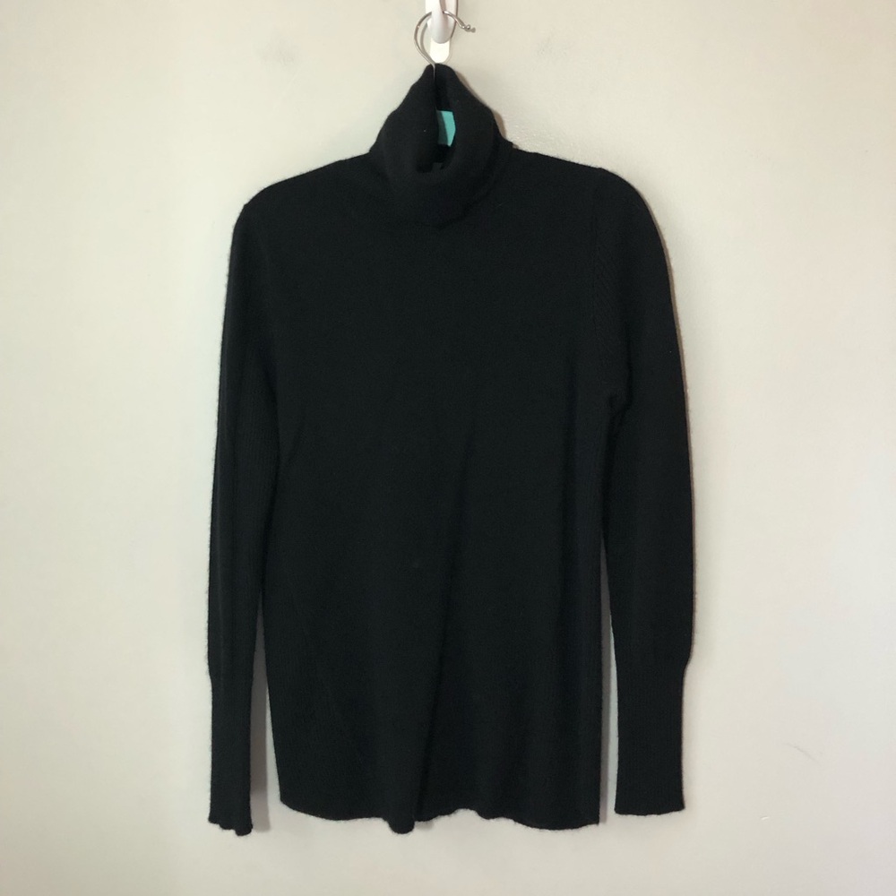 360 cashmere black turtleneck sweater M ribbing detail EUC quiet luxury cozy